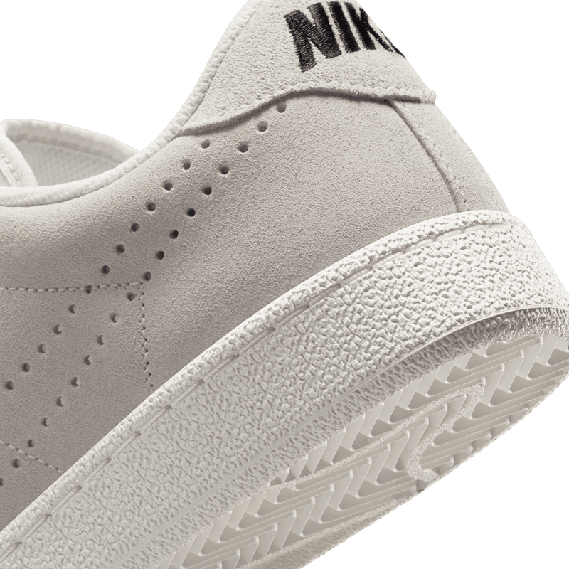 NIKE TENNIS CLASSIC CS W