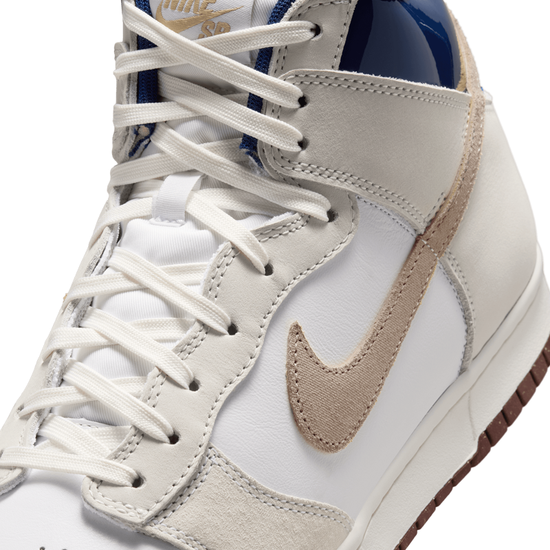 NIKE SB DUNK HIGH PRO X BEYOND QS