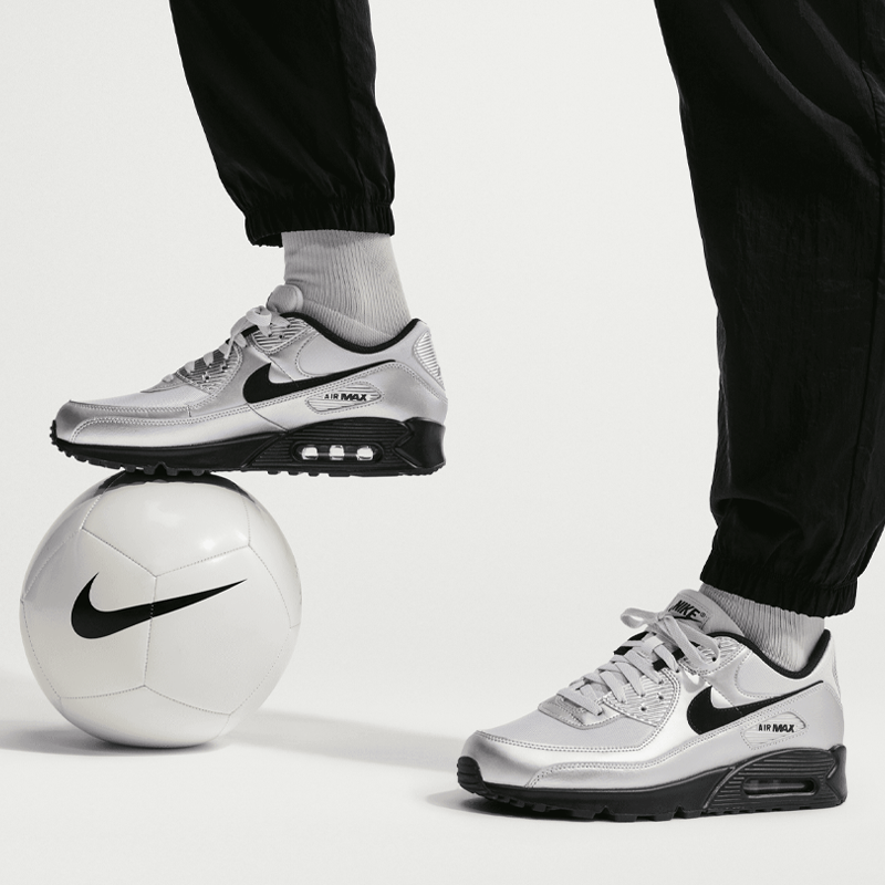 NIKE AIR MAX 90 PREMIUM TREBLE 2