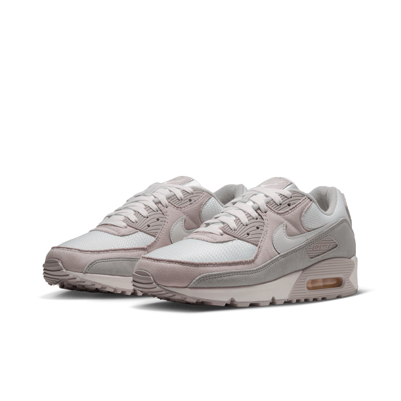 NIKE AIR MAX III