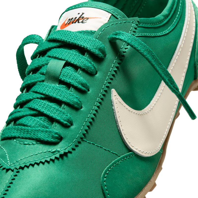 NIKE MOON SHOE OG W