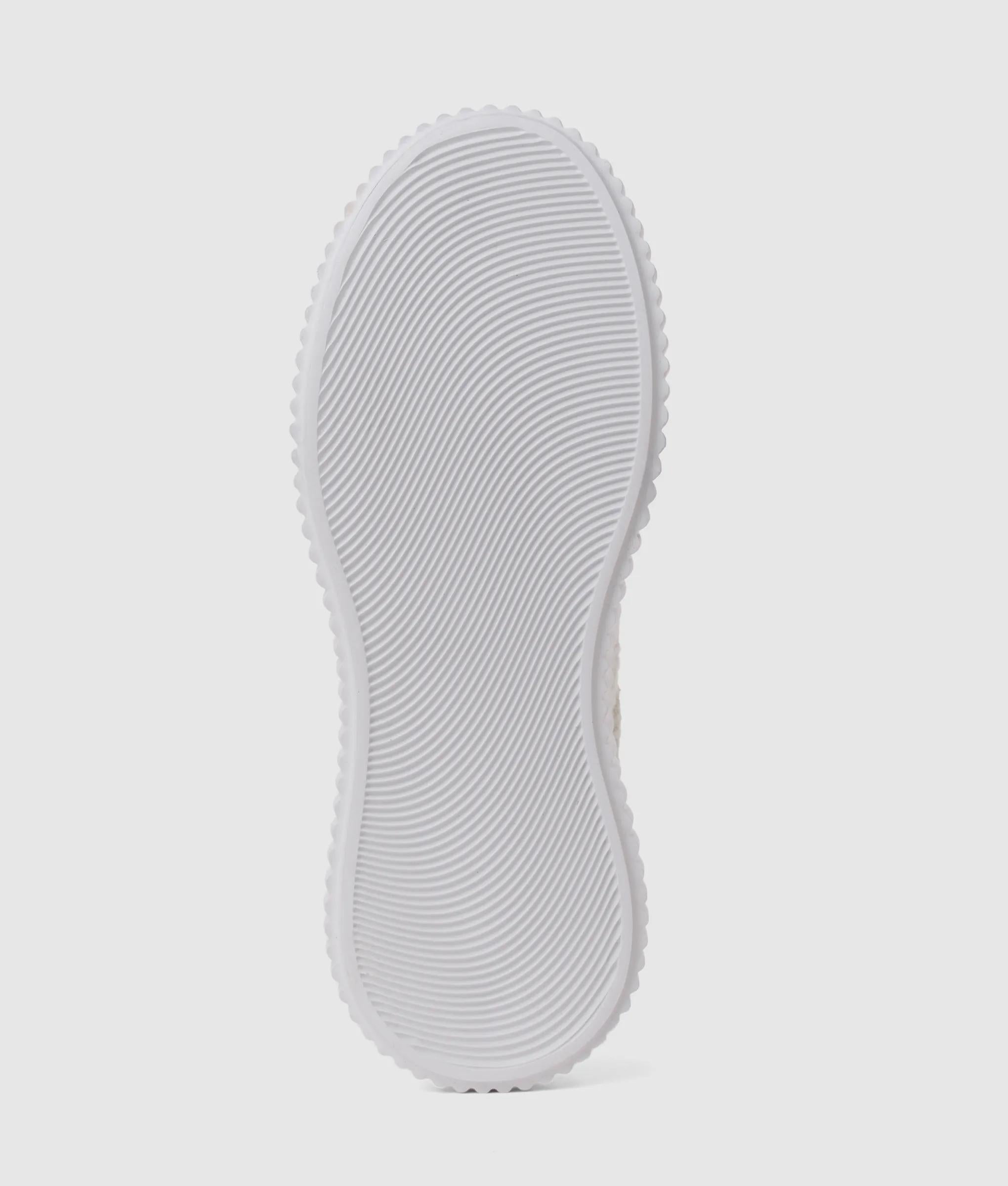 Kreeper seamstress sneakers