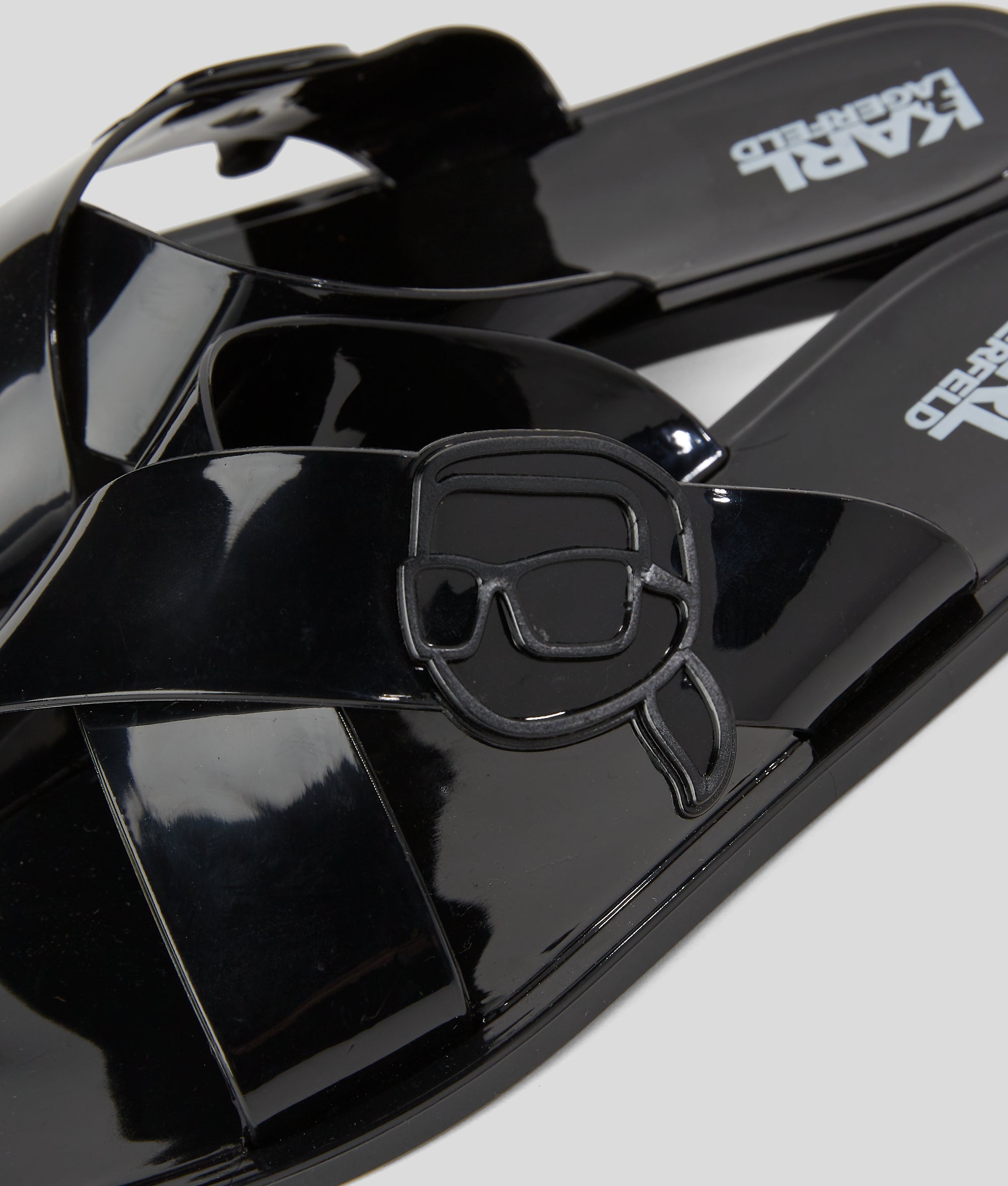 Ikon NFT Kross sandals