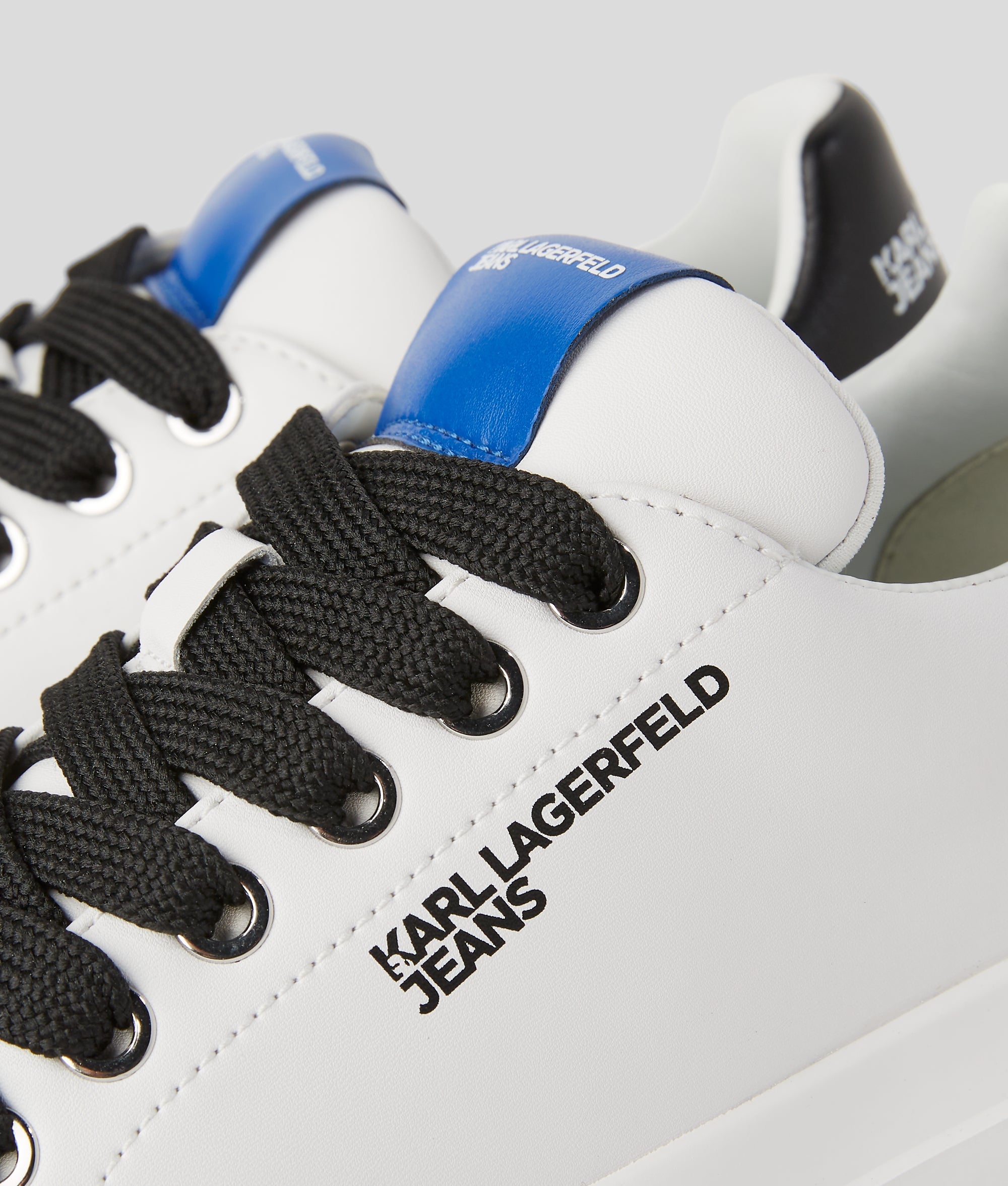 Leather sneakers
