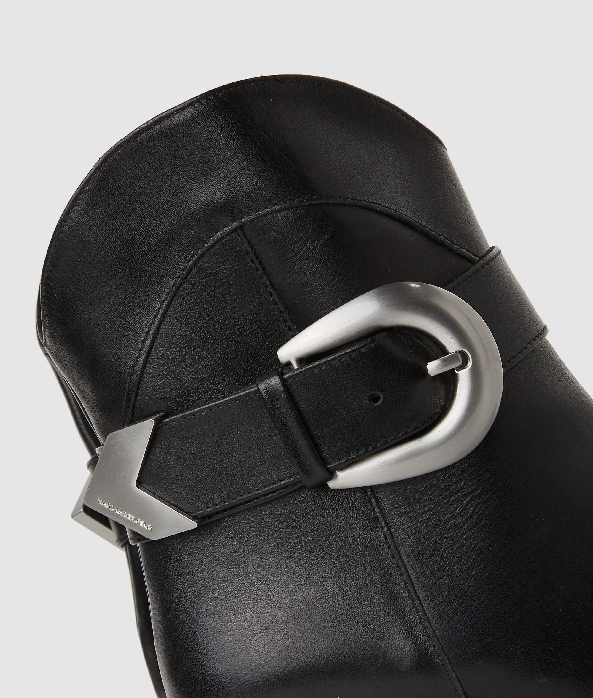 Kowboy mid-calf buckle boots