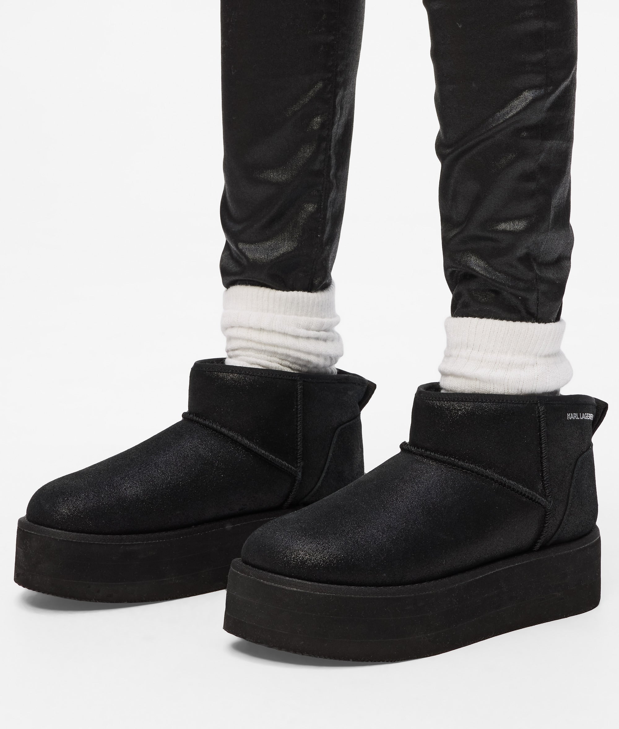 Thermo pull-on ankle boots