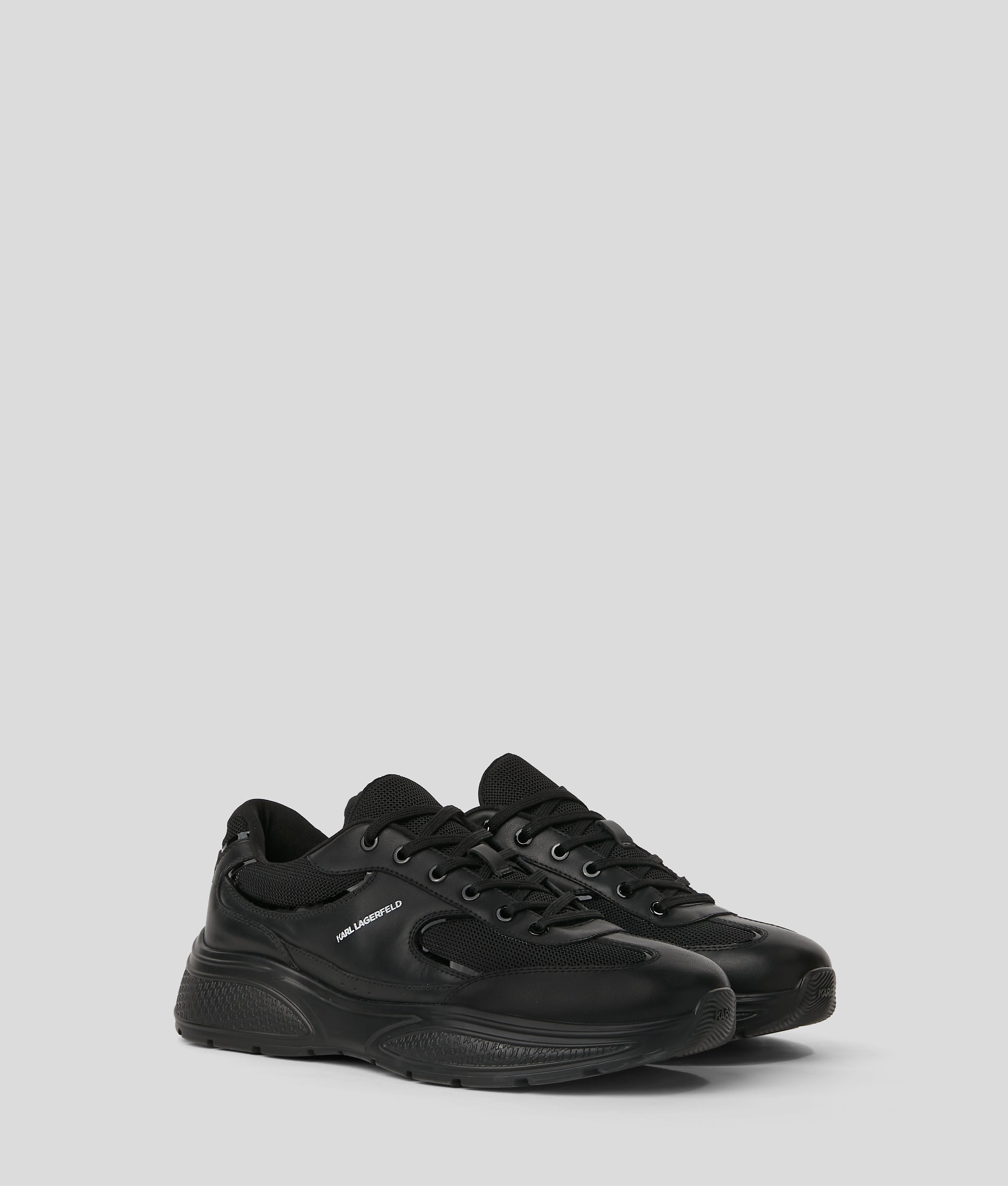 Vesta sneakers