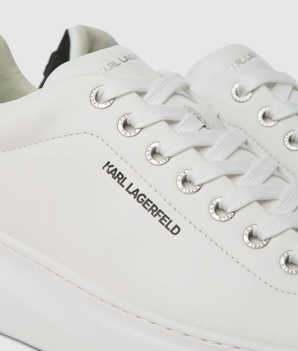 Ikon NFT kore sneakers