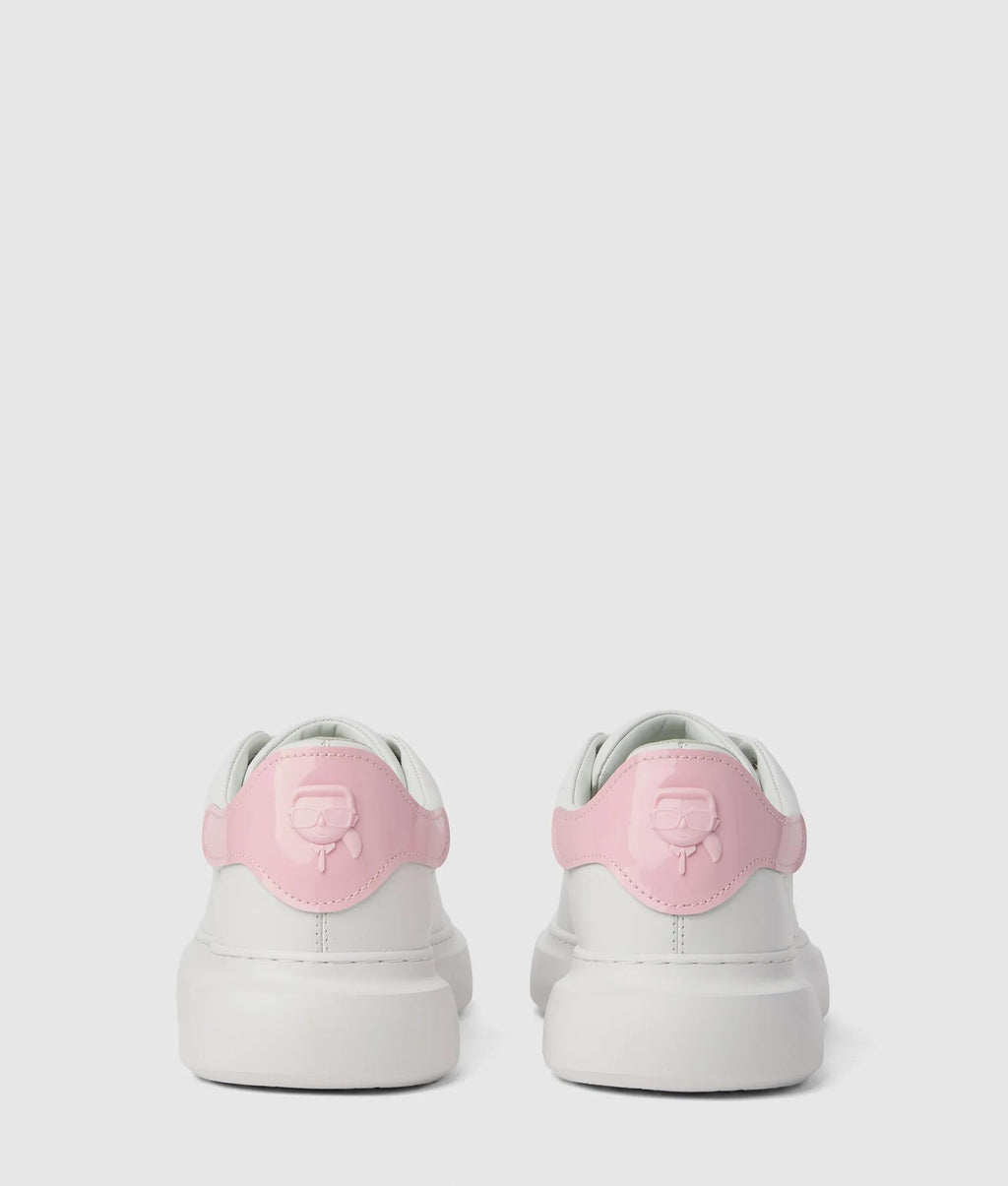 Ikon NFT kore sneakers