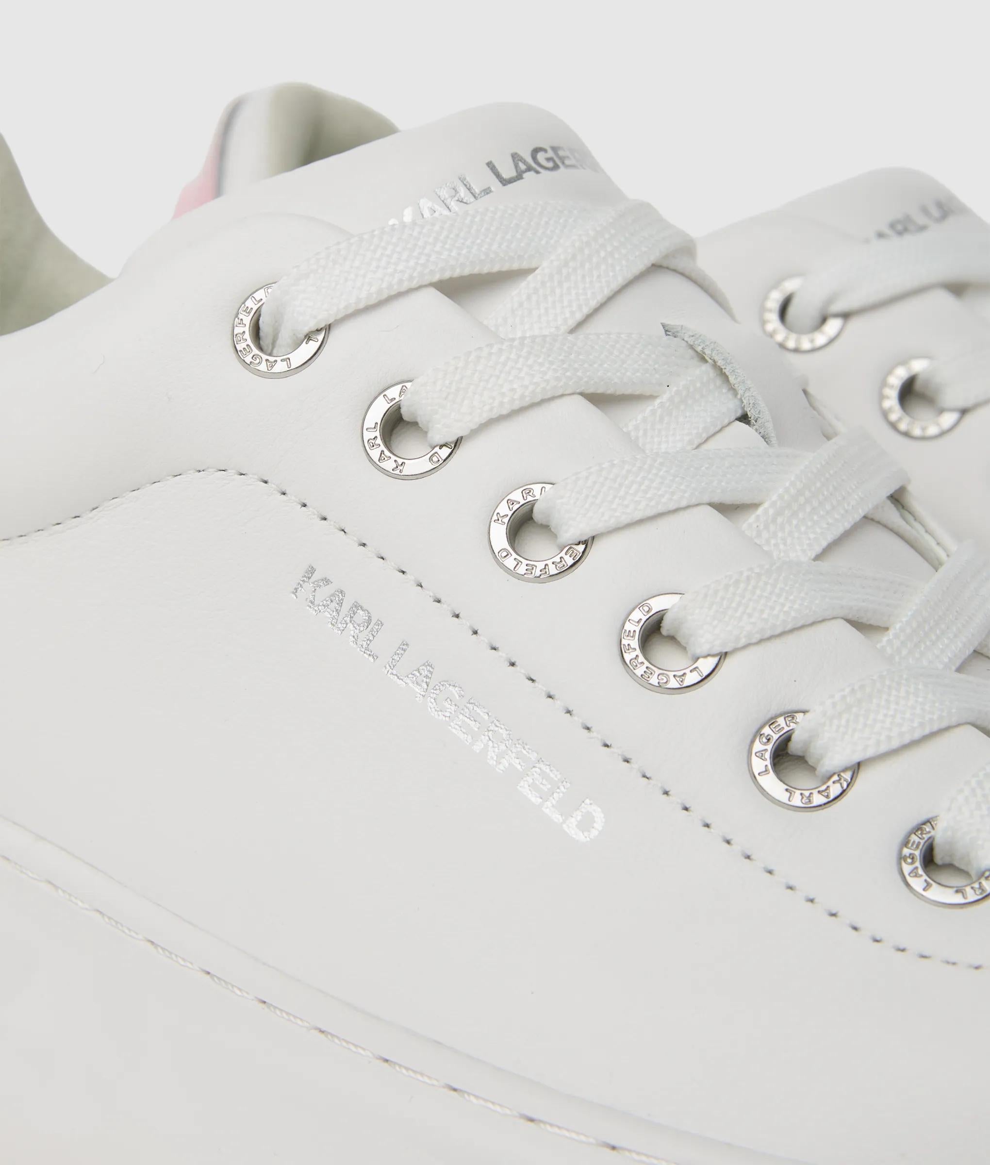 Ikon NFT kore sneakers