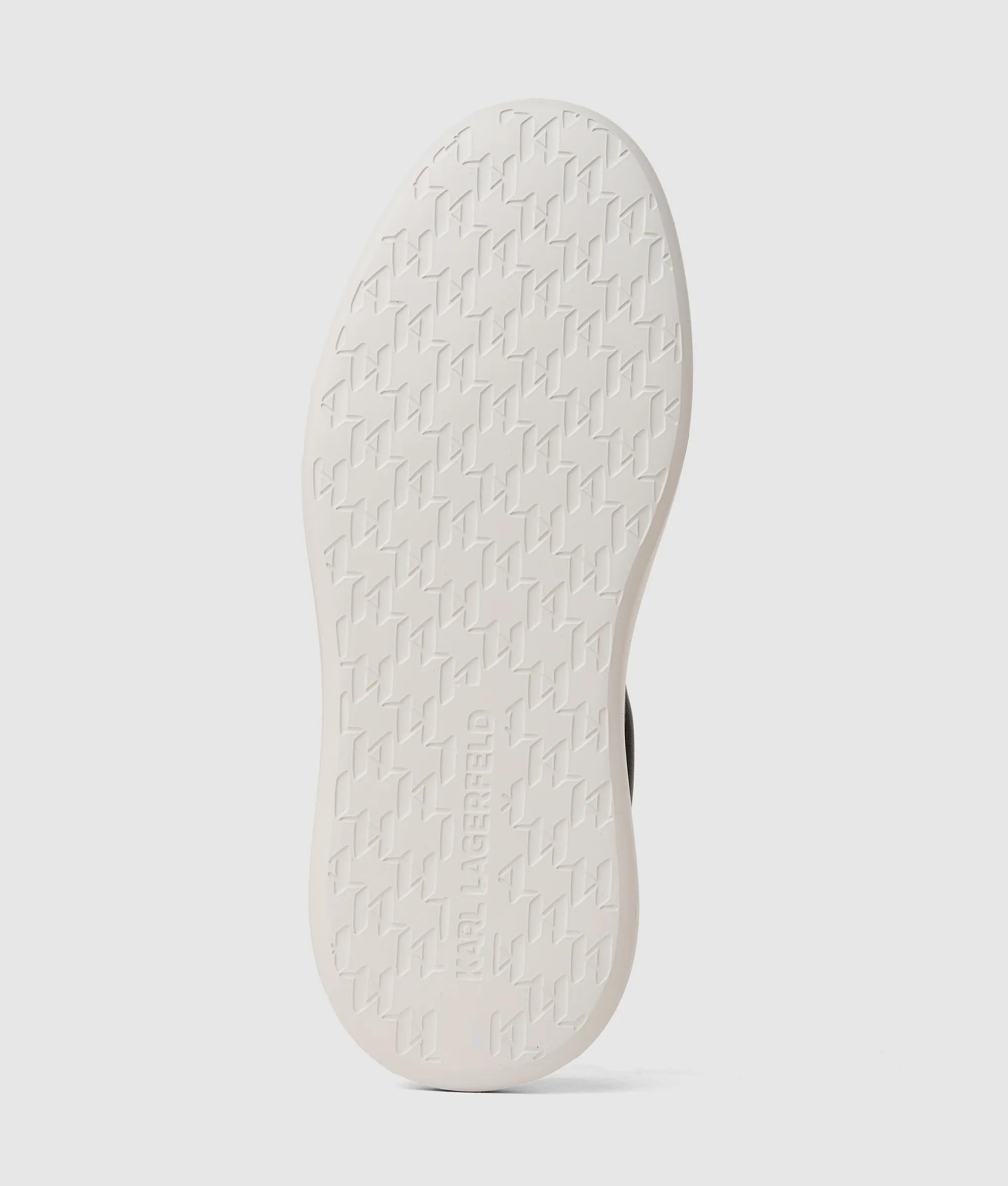 Ikon NFT kore sneakers