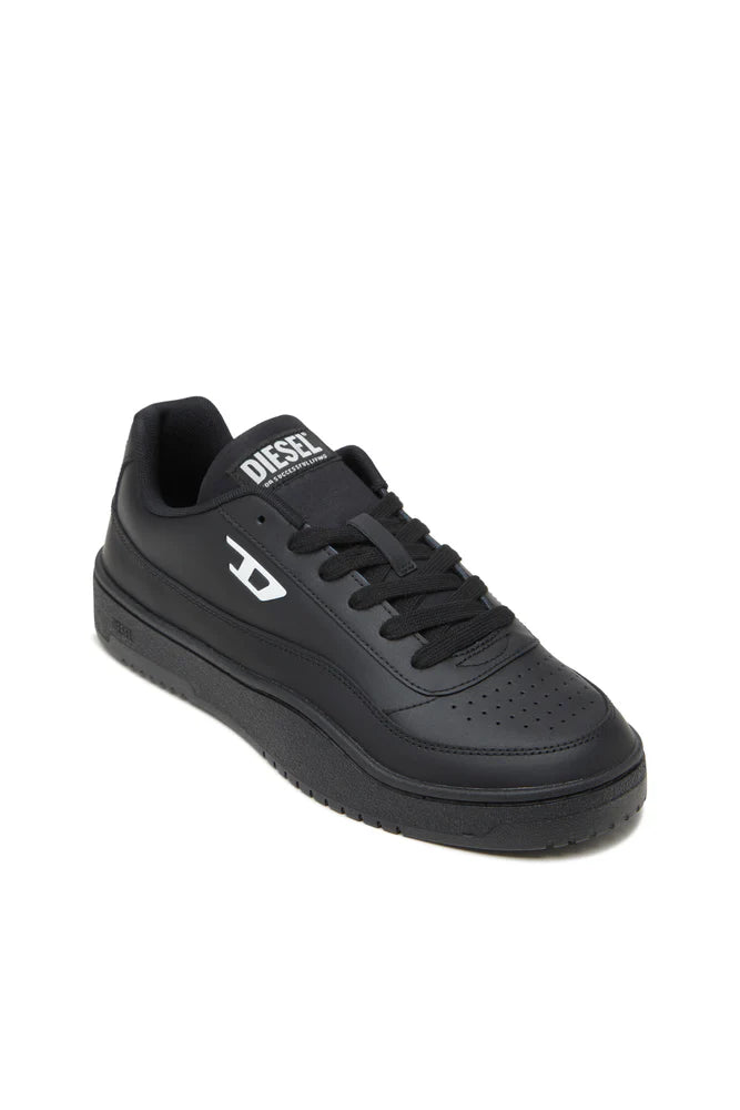 S-Tracker-D-Low Top Sneaker