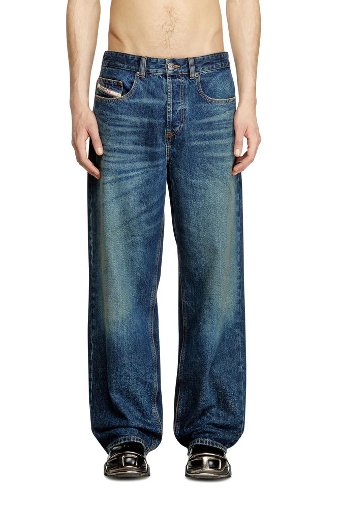 Relaxed Jeans - 2001 D-Macro