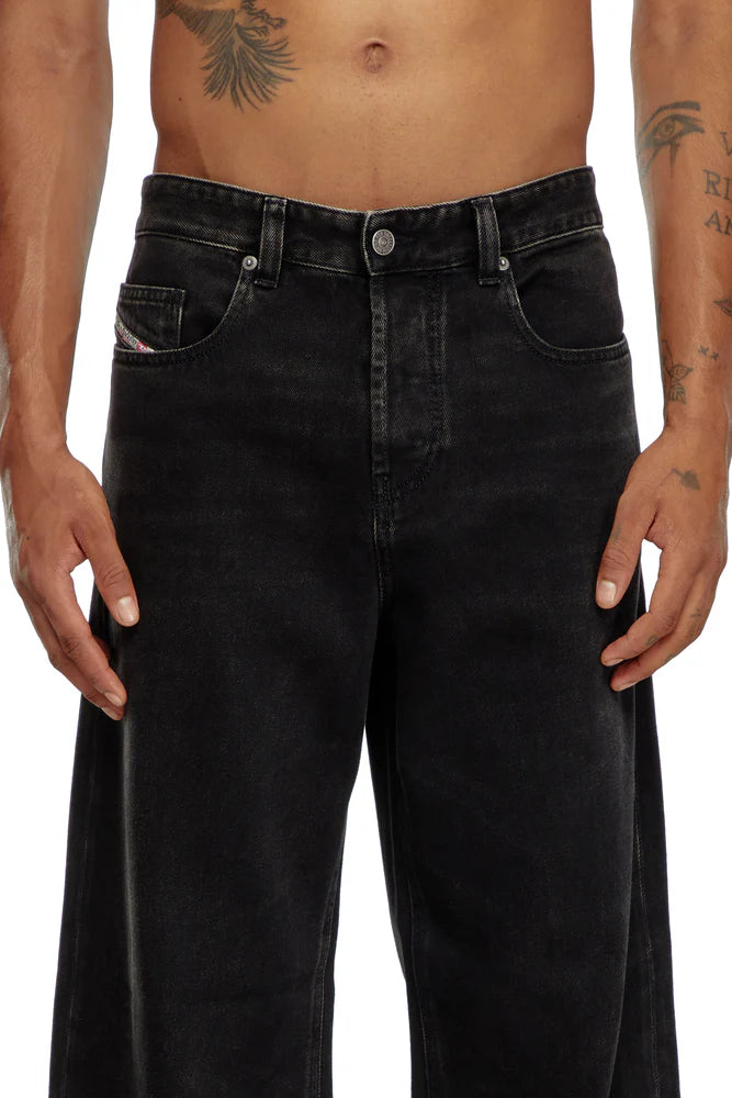 Relaxed Jeans - 2001 D-Macro