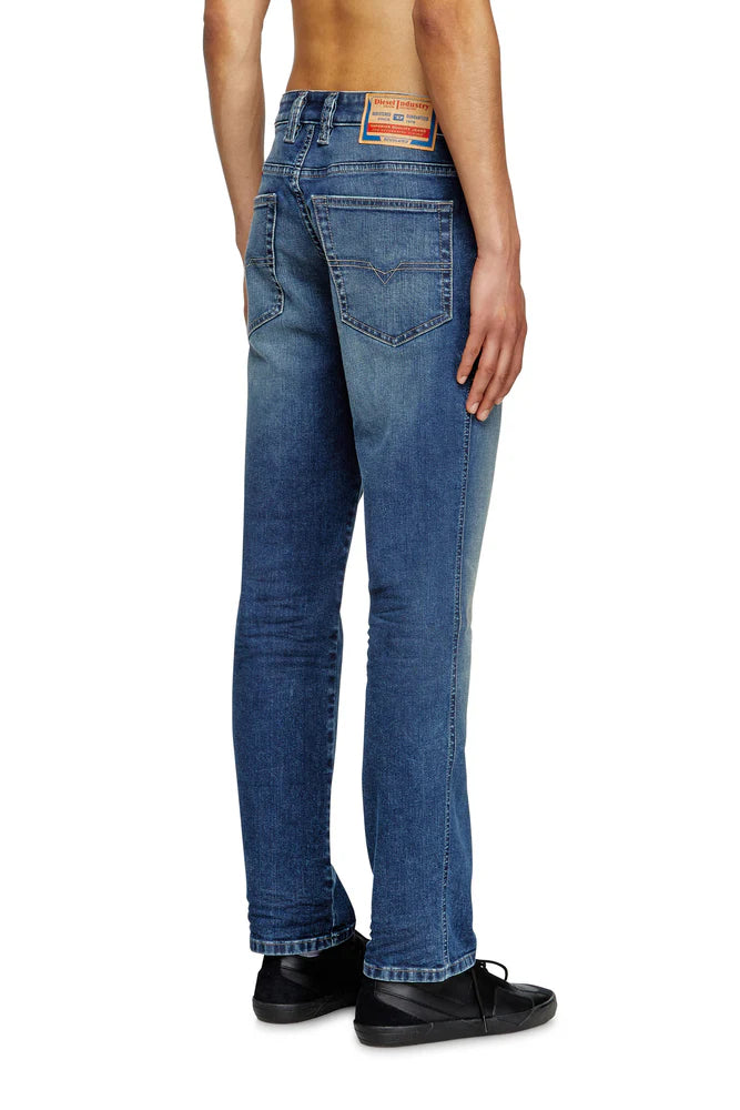 Slim Jeans - 1993 D-Vyl