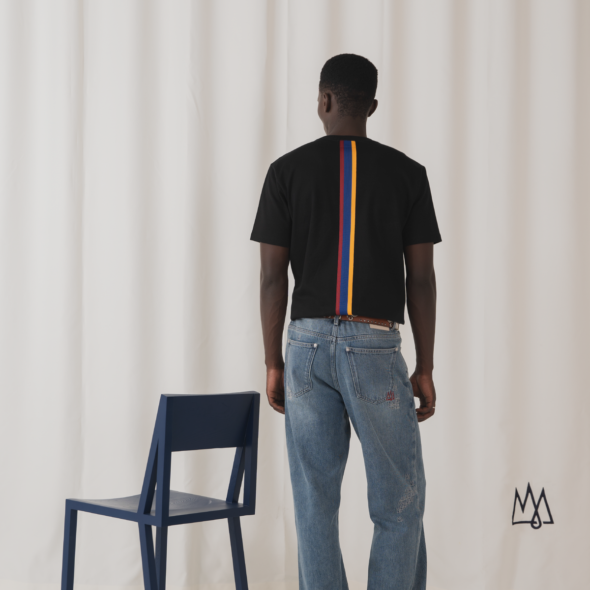 FLAG STRIPE BLACK T-SHIRT