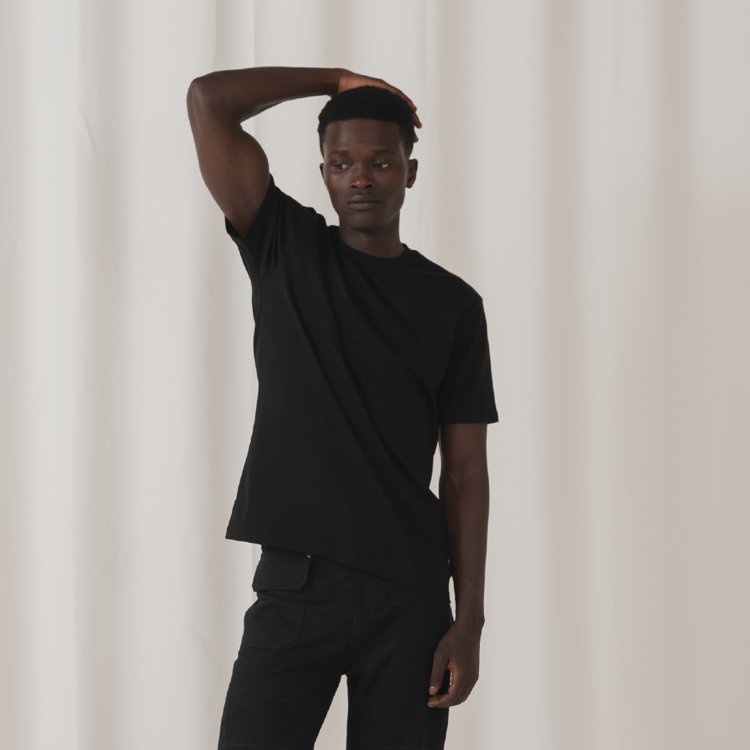 CROWN ROTATION BLACK T-SHIRT