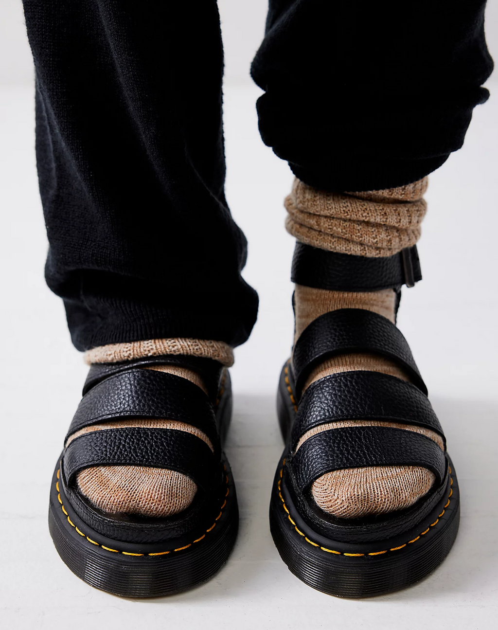 DR. MARTENS CLARISSA II QUAD BLACK MILLED NAPPA