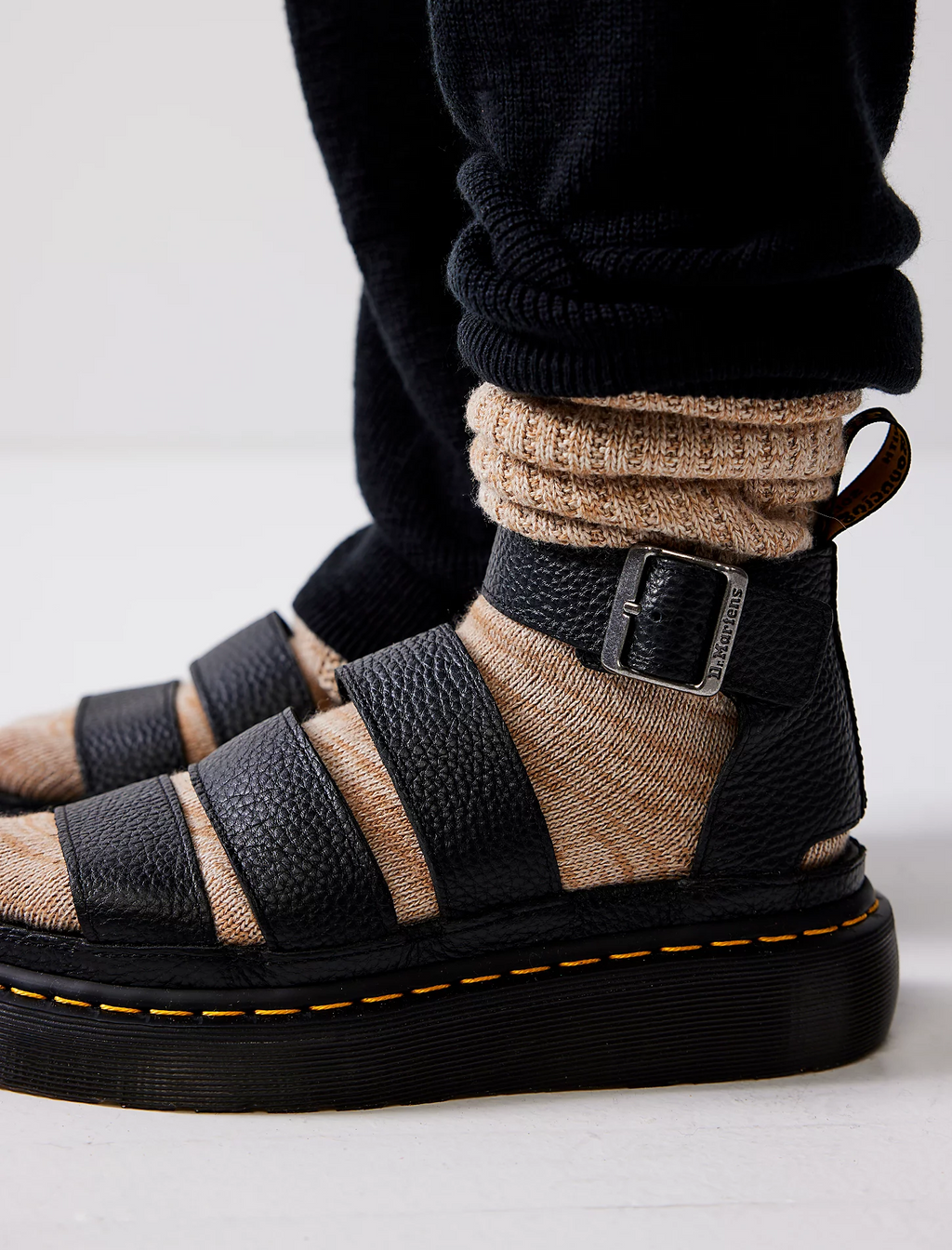DR. MARTENS CLARISSA II QUAD BLACK MILLED NAPPA