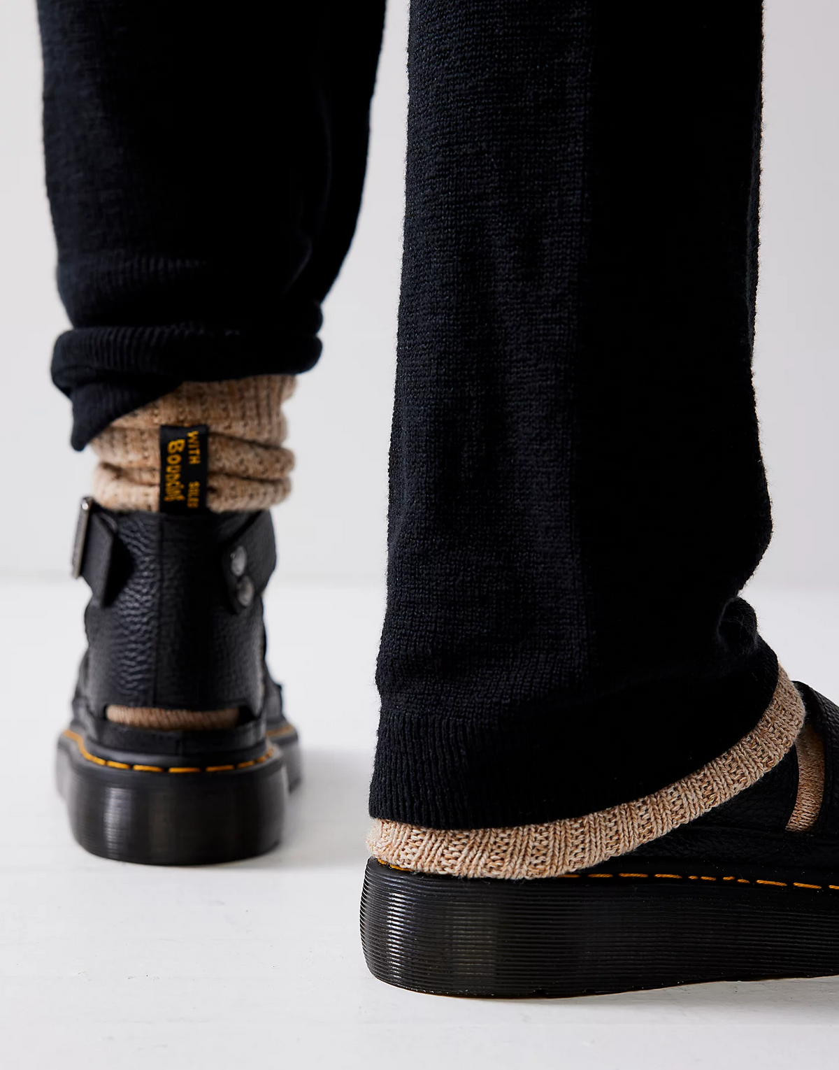 DR. MARTENS CLARISSA II QUAD BLACK MILLED NAPPA