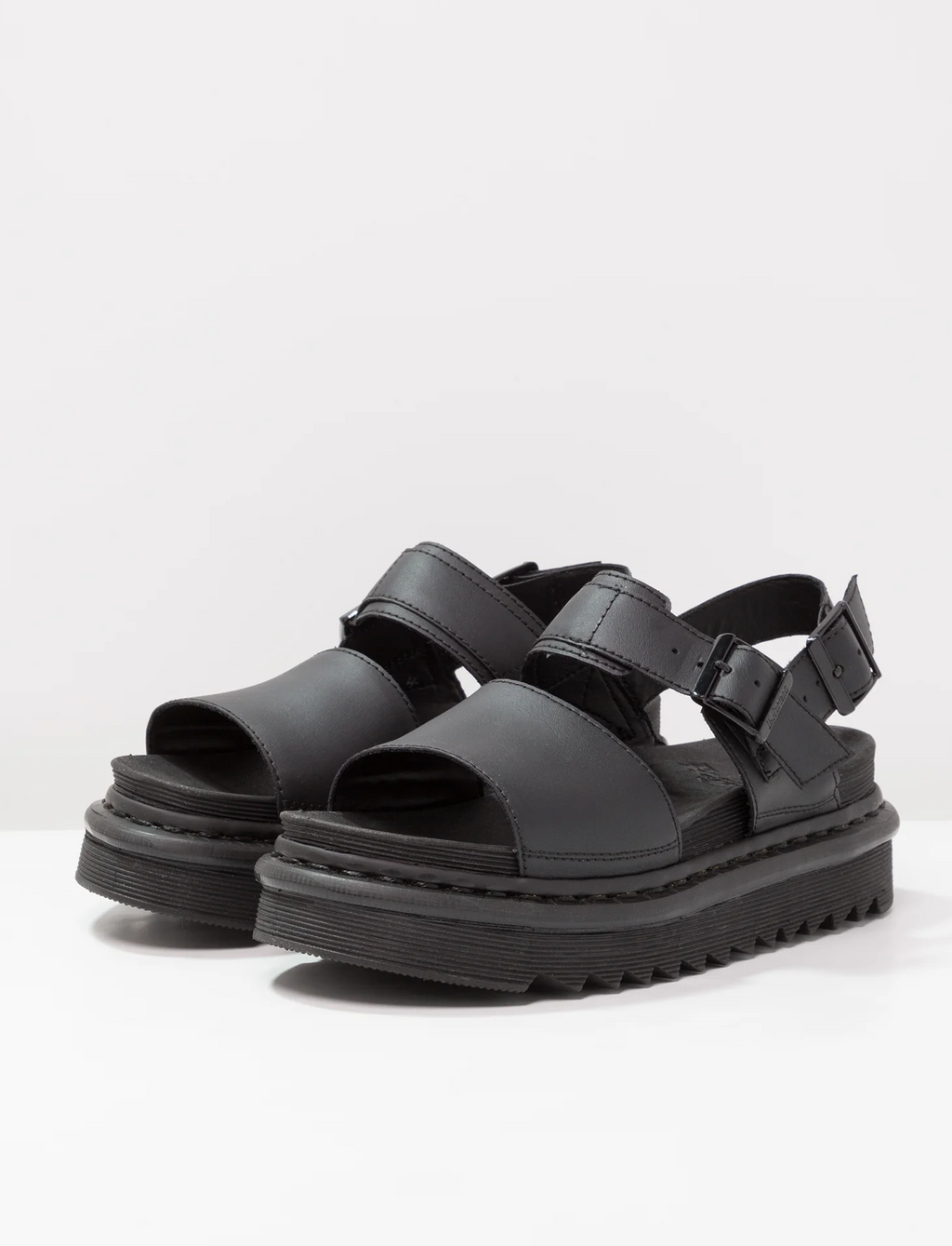 DR. MARTENS VOSS BLACK MONO