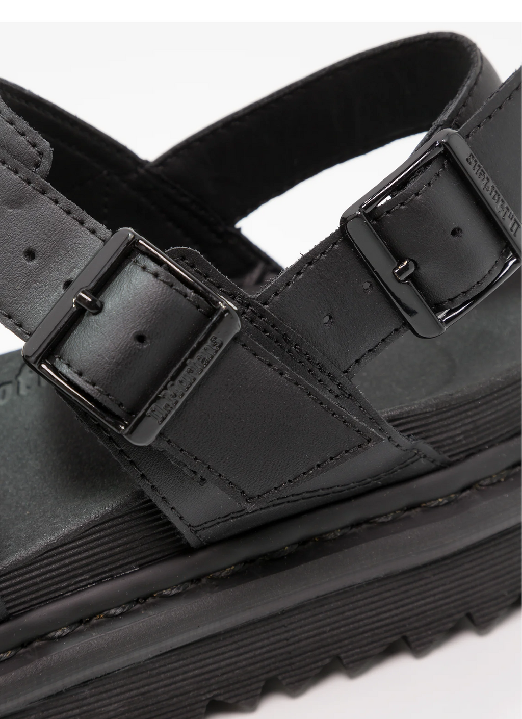 DR. MARTENS VOSS BLACK MONO