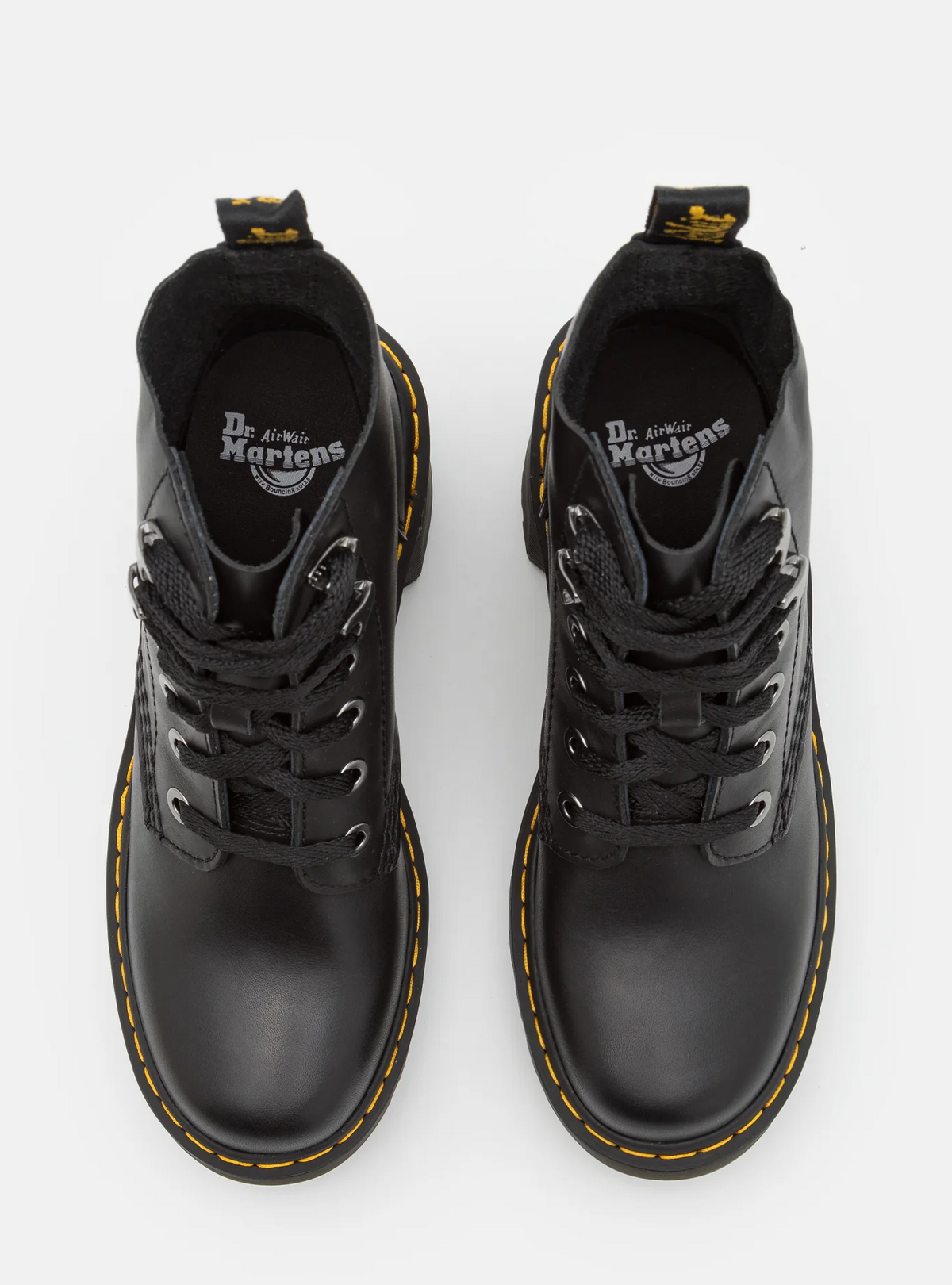 DR. MARTENS JESY BLACK
