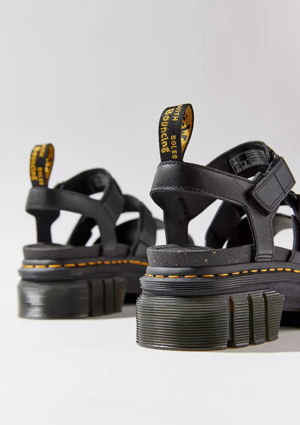 DR. MARTENS RICKI 3 STRAP PLATFORM SANDALS