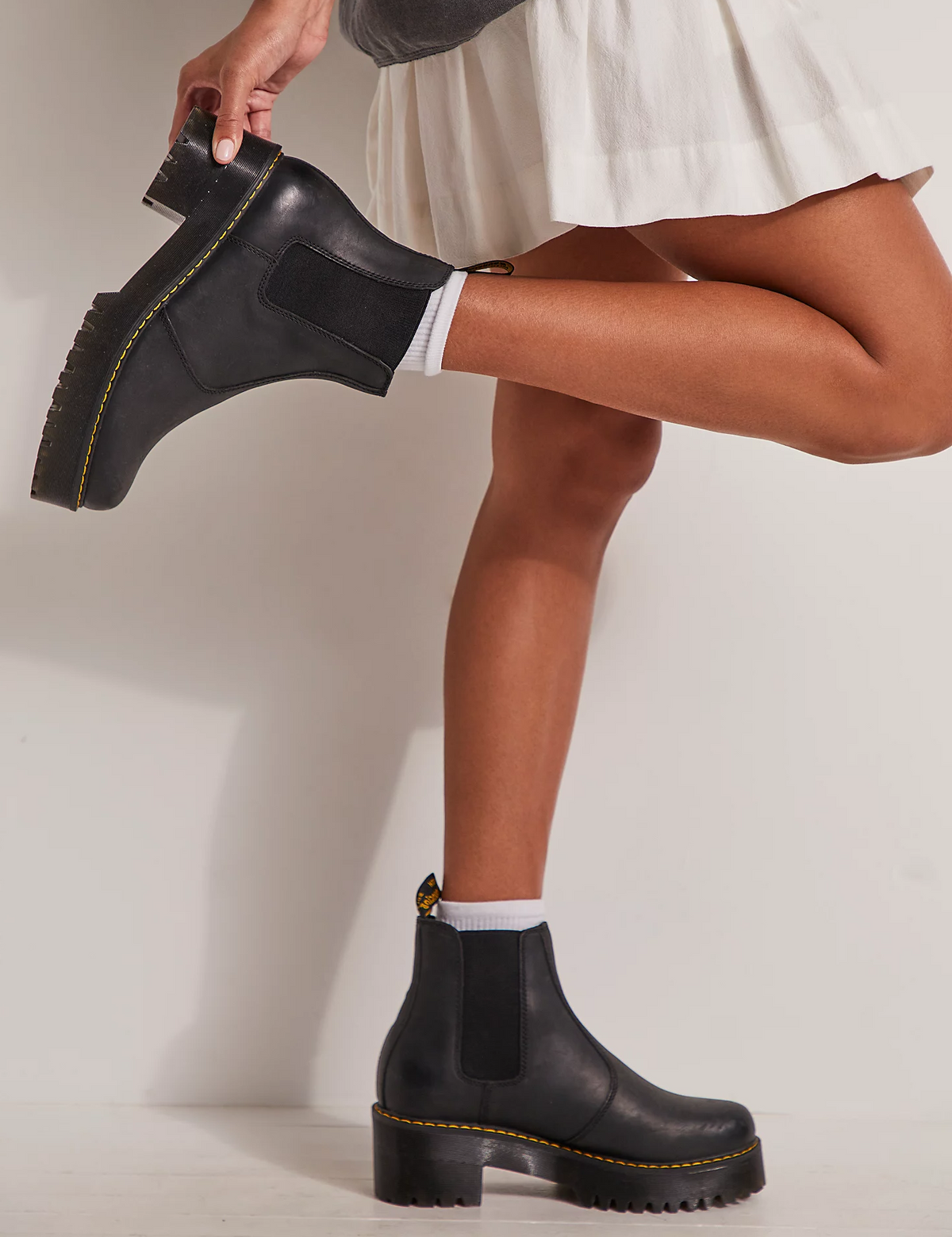 DR. MARTENS ROMETTY BLACK WYOMING