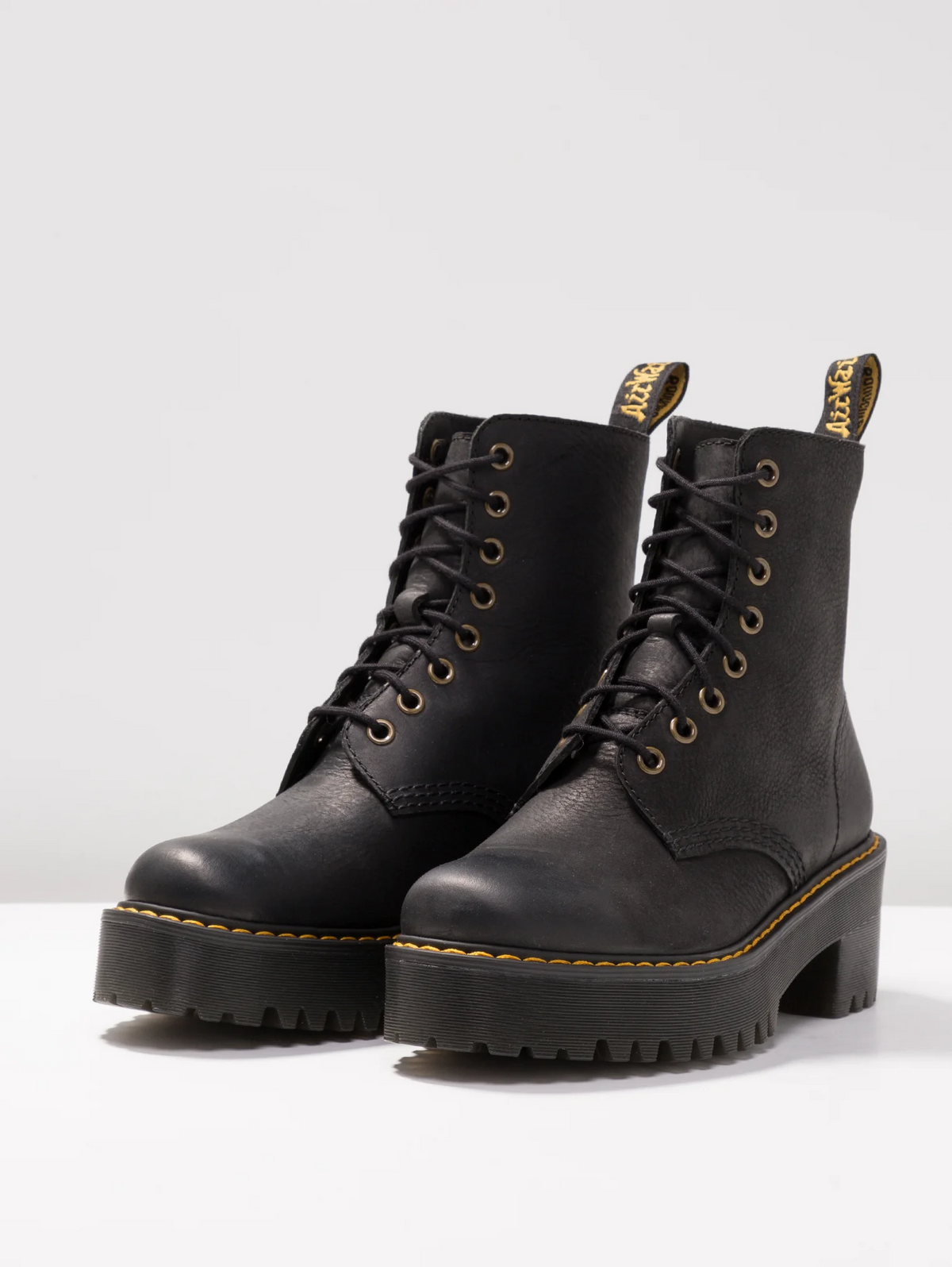 DR. MARTENS SHRIVER BLACK