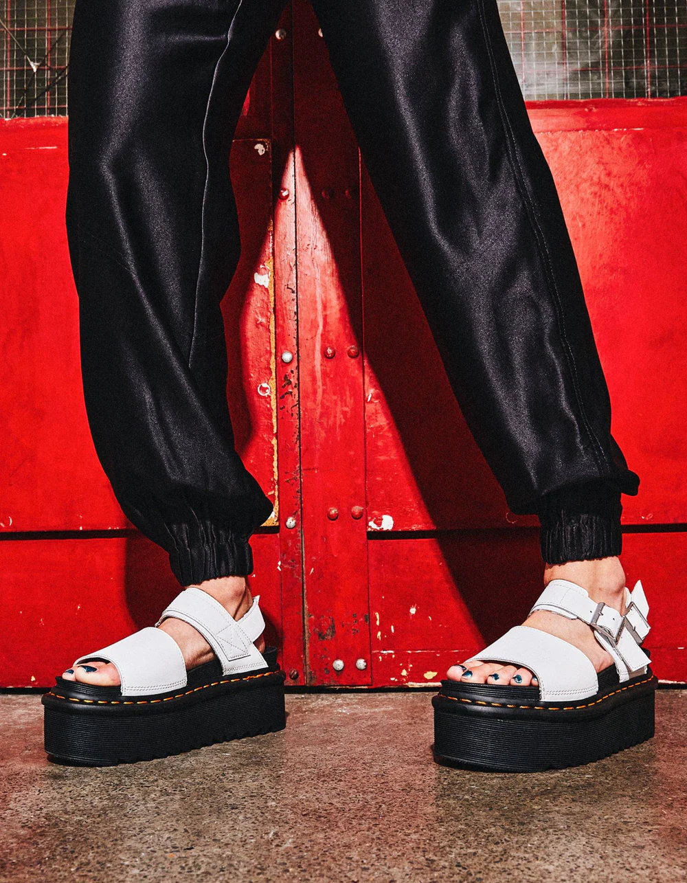 DR. MARTENS VOSS QUAD WHITE